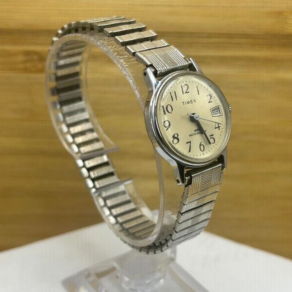 Vintage Timex Ladies Automatic Watch 6" Expansion Band 25mm Case Day Window - Picture 4 of 5